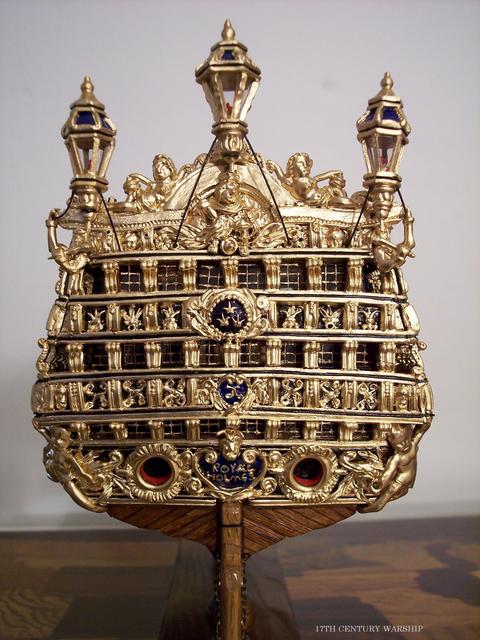 Large Stern Photo